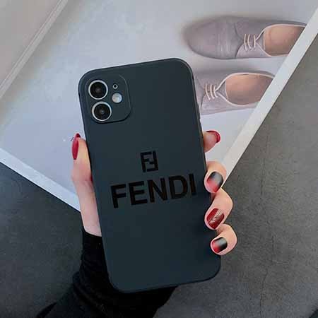 フェンディ fendi アイフォーン15promax 携帯ケース 